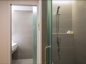 Family Suite Toilet